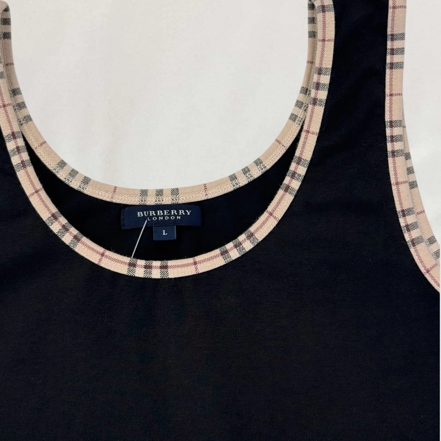 Burberry tank top - Image 3