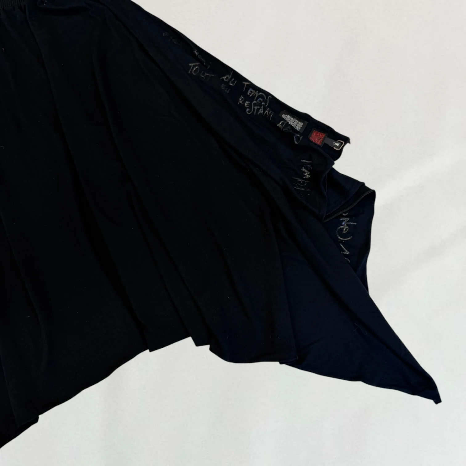 Cop Copine drop crotch capris - Image 4