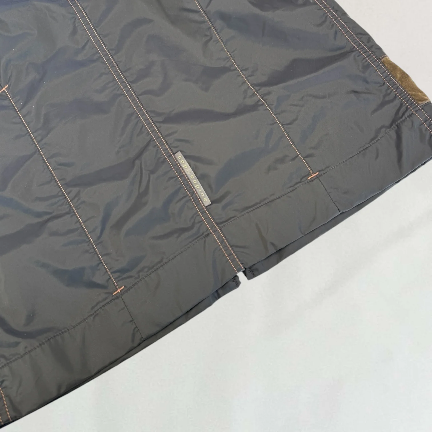 Cop Copine hooded vest - Image 5