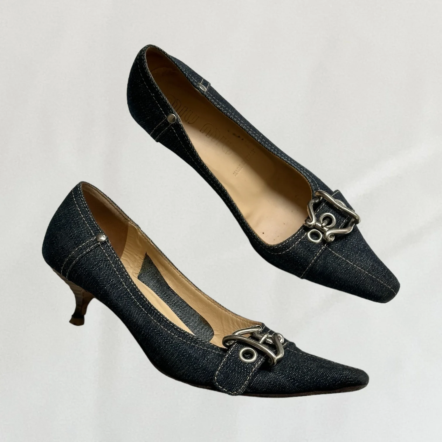 Miu Miu kitten heels with buckle detail - Image 5