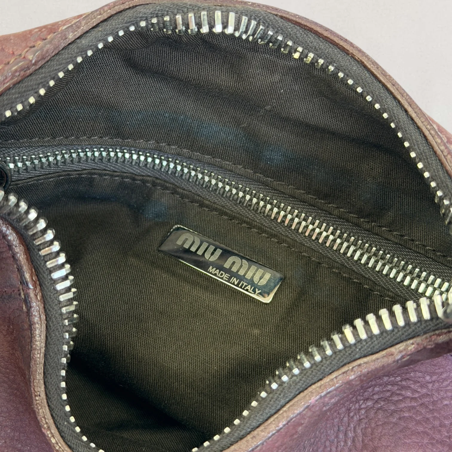 Miu Miu leather bag - Image 10