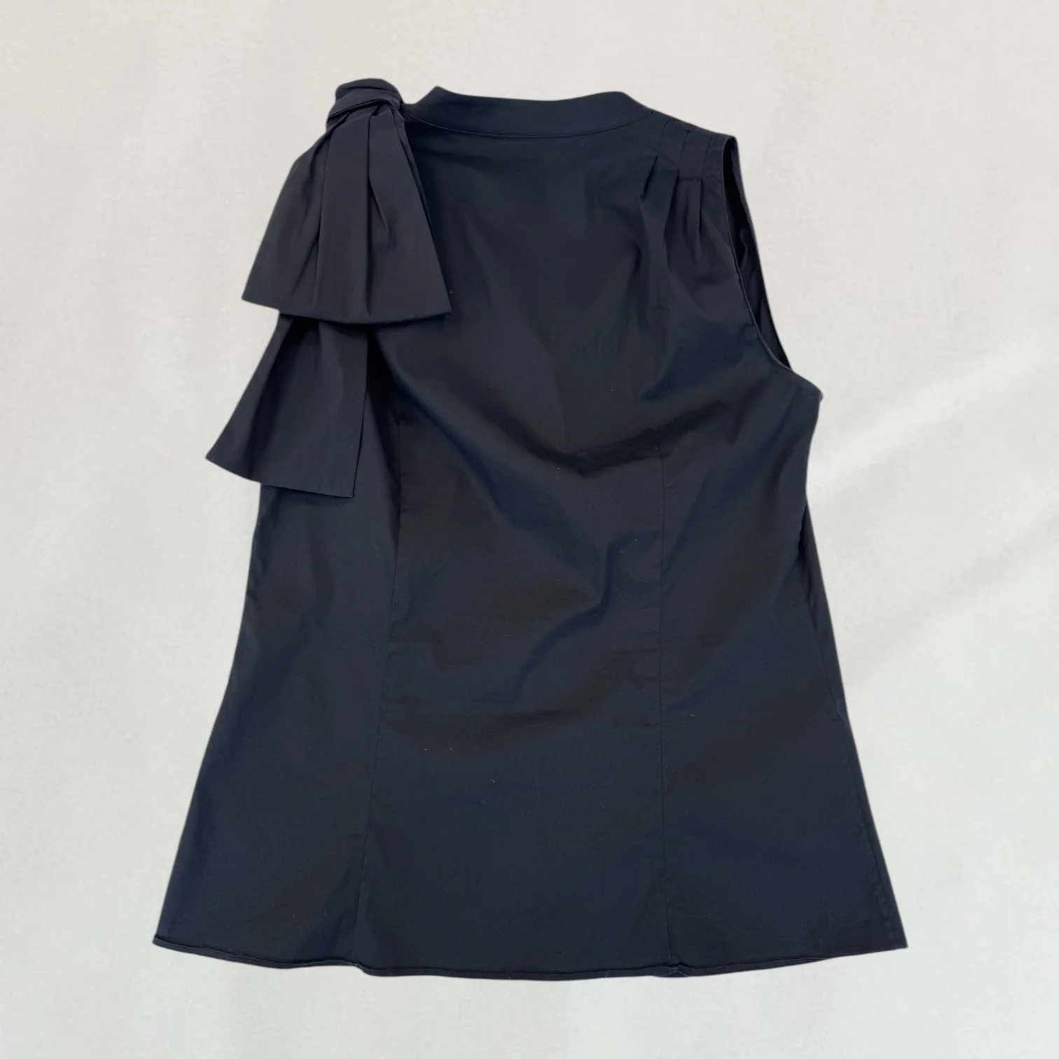 Prada bow vest - Image 3