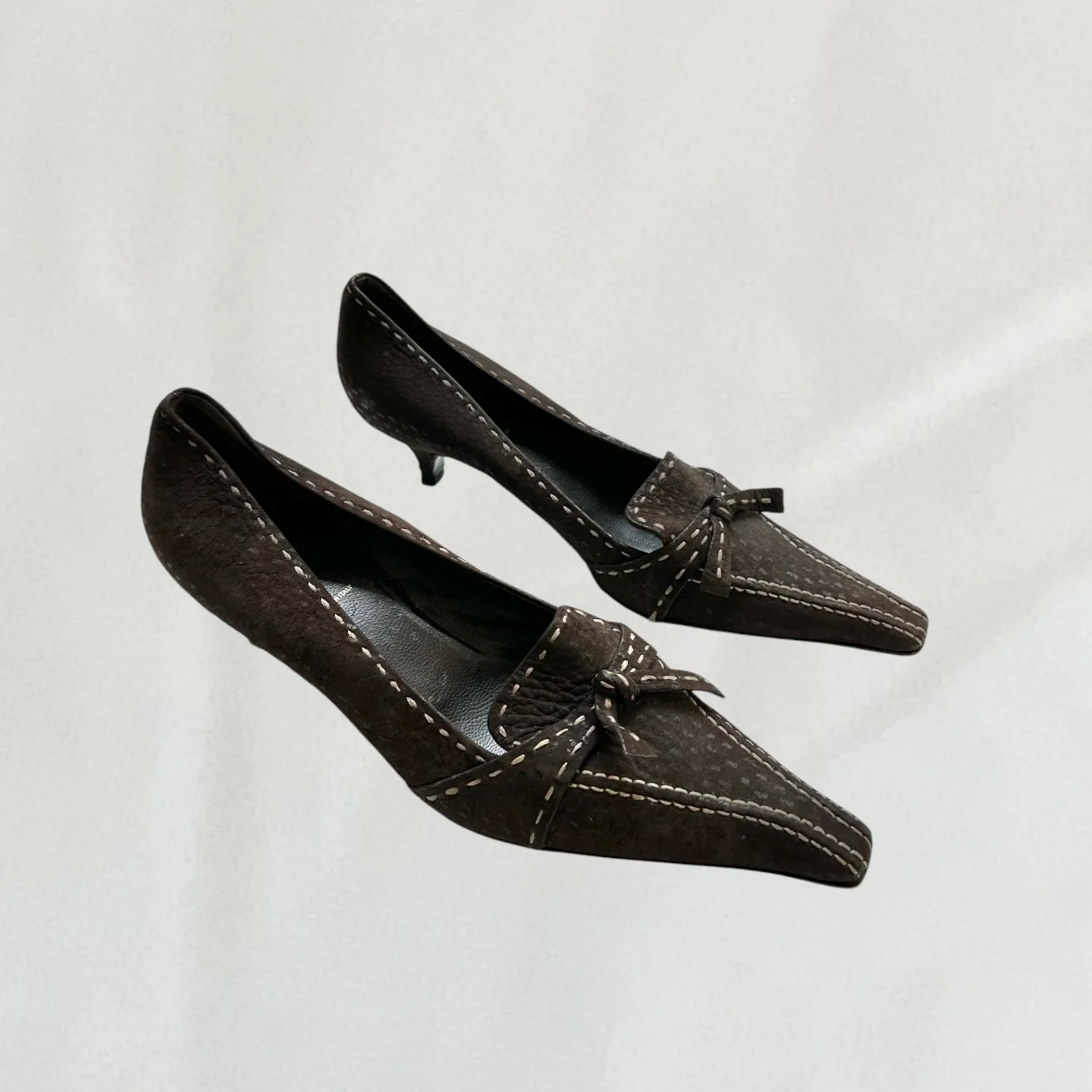 Prada contrast stitch kitten heels - Image 5