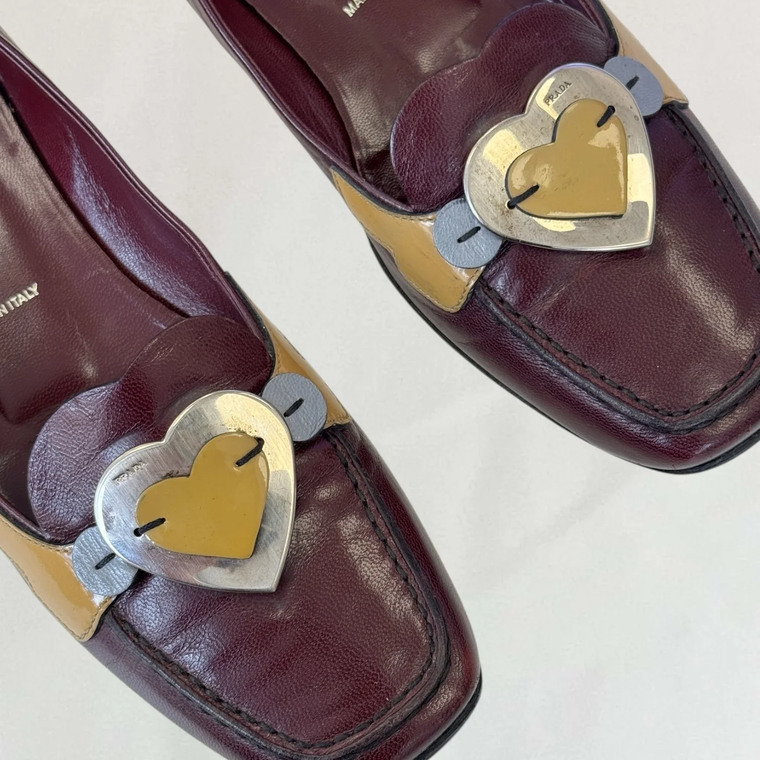 Prada heart loafers - Image 4