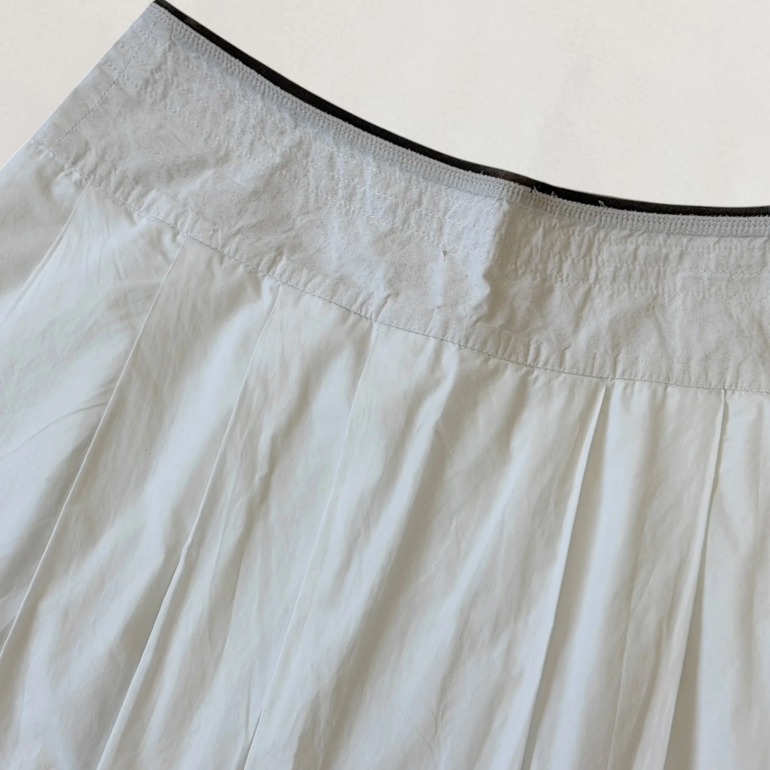Prada pleated skirt - Image 4