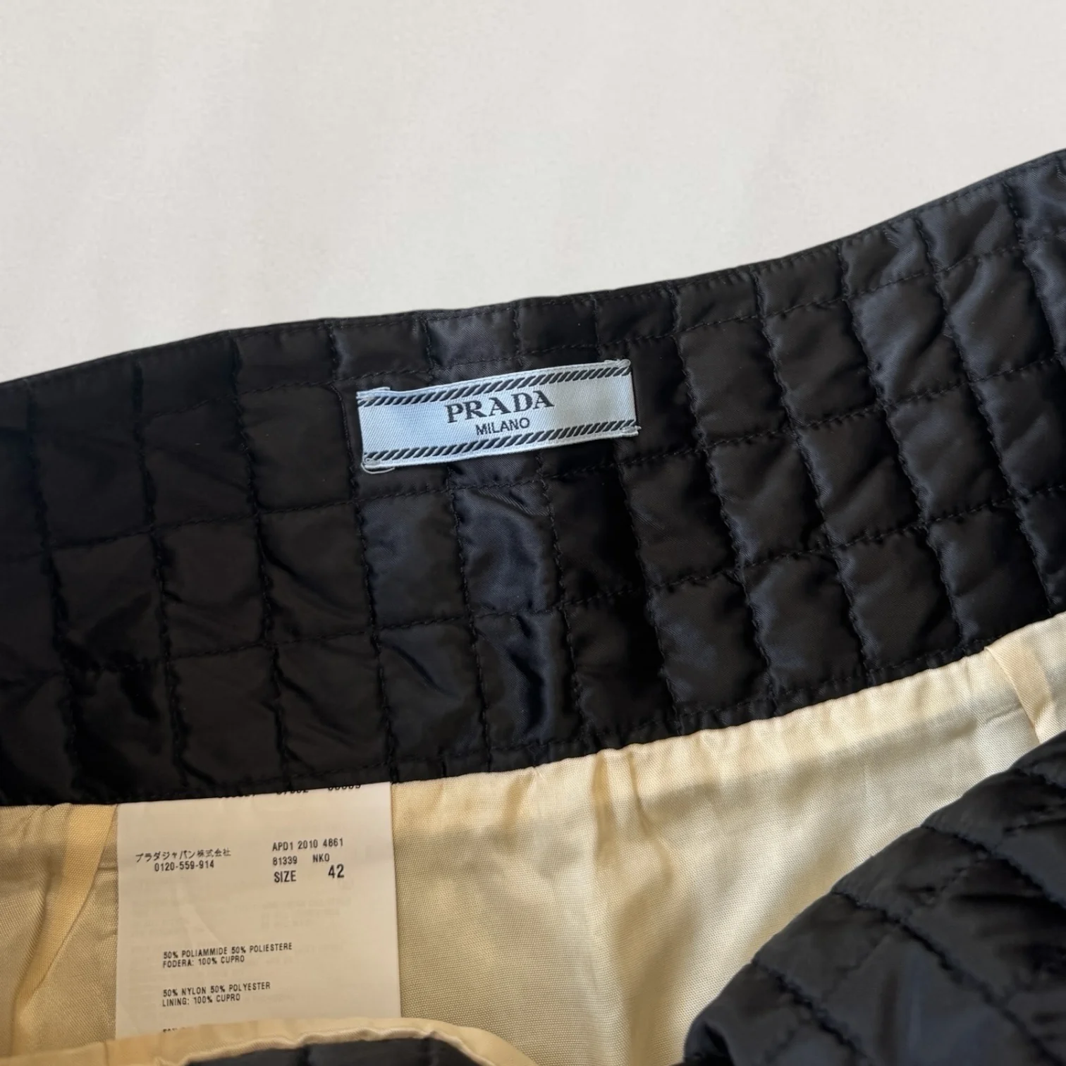 Prada quilted skirt - Image 4