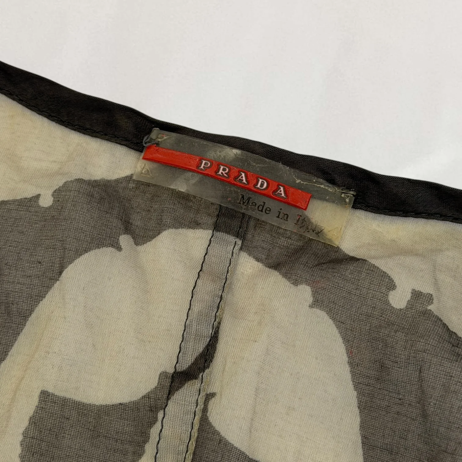 Prada zip up vest - Image 6